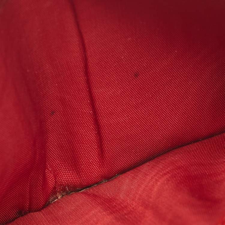 مملوكة مسبقًا Prada Red Saffiano Metal Leather Logo Trifold Compact Wallet