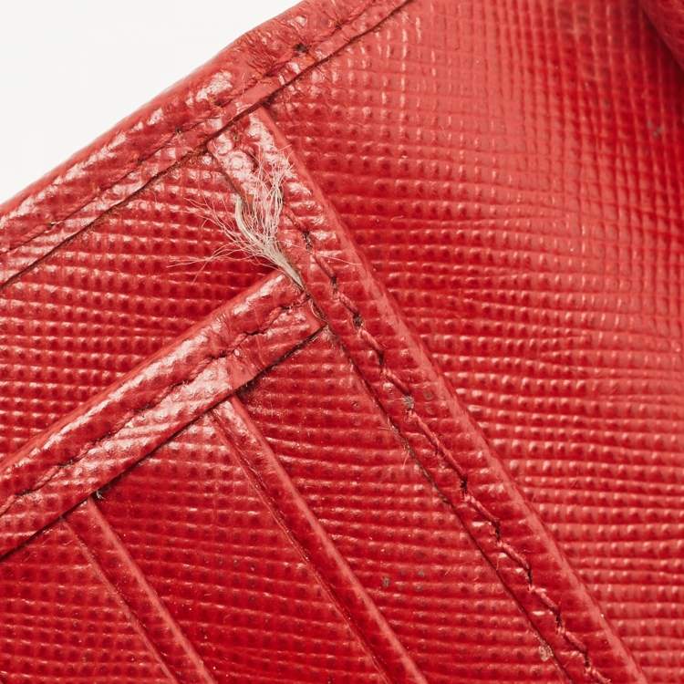 مملوكة مسبقًا Prada Red Saffiano Metal Leather Logo Trifold Compact Wallet