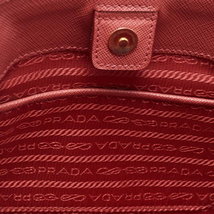 Pre Owned Prada Red Leather Medium Galleria Tote Bag