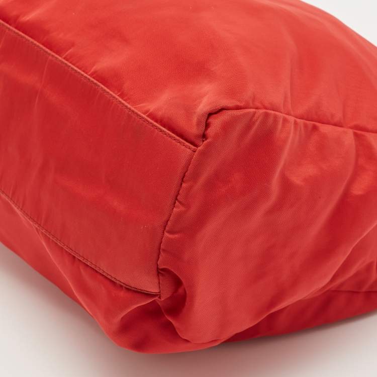 Pre Owned Prada Red Tessuto Nylon City Tote