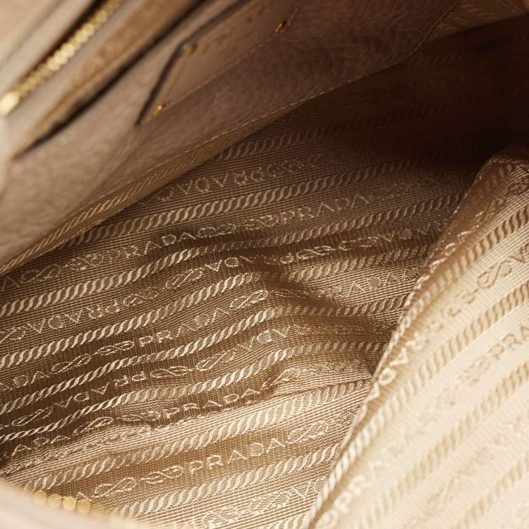 Pre Owned Prada Beige Vitello Daino Leather Hobo