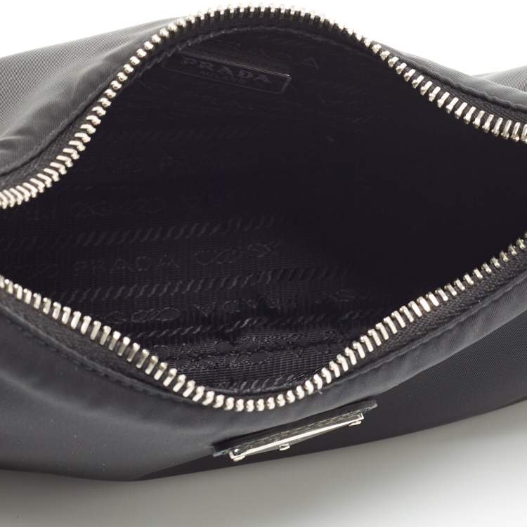 Pre Owned Prada Black Nylon Mini Re-Edition 2005 Shoulder Bag