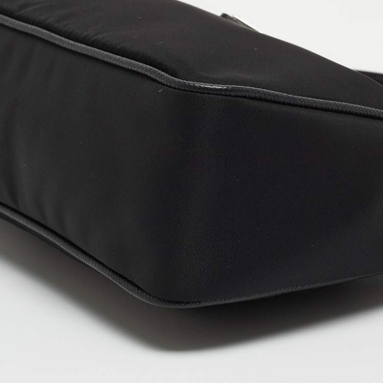 Pre Owned Prada Black Nylon Mini Re-Edition 2005 Shoulder Bag