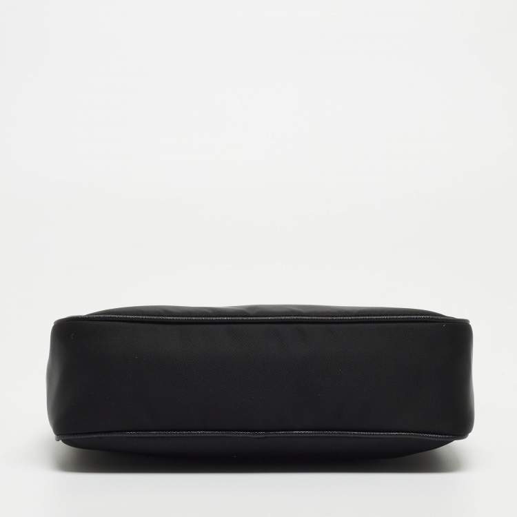 Pre Owned Prada Black Nylon Mini Re-Edition 2005 Shoulder Bag