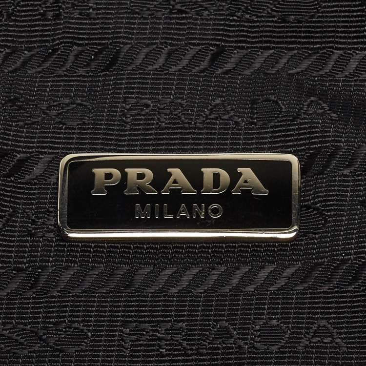 Pre Owned Prada Black Nylon Mini Re-Edition 2005 Shoulder Bag