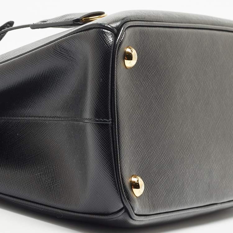 Pre Owned Prada Black Saffiano Lux Leather Small Galleria Double Zip Tote