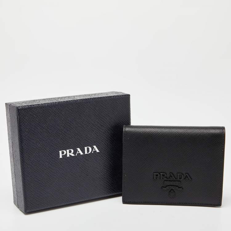 Pre Owned Prada Black Saffiano Leather Bifold Card Case
