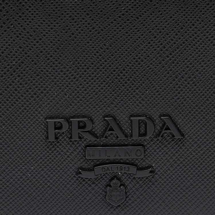 Pre Owned Prada Black Saffiano Leather Bifold Card Case