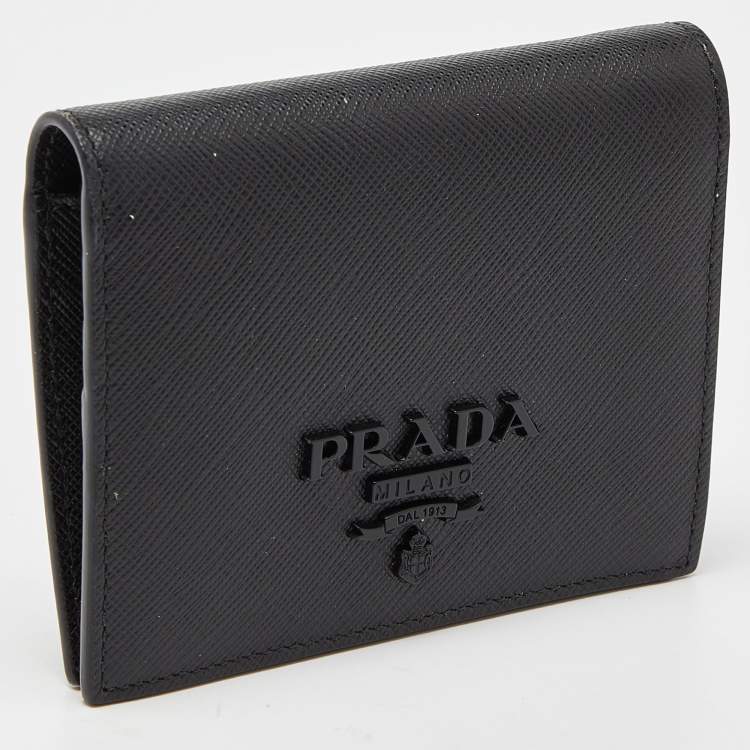 Pre Owned Prada Black Saffiano Leather Bifold Card Case