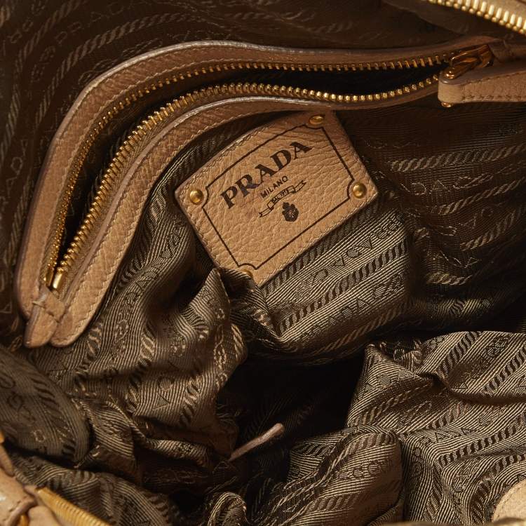 Pre Owned Prada Beige Shine Leather Zip Hobo