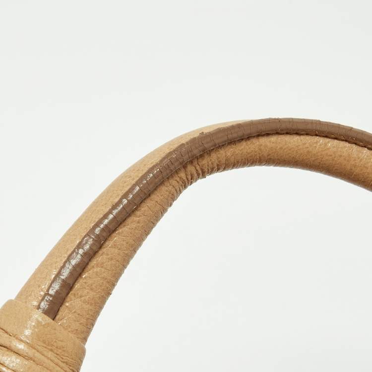 Pre Owned Prada Beige Shine Leather Zip Hobo