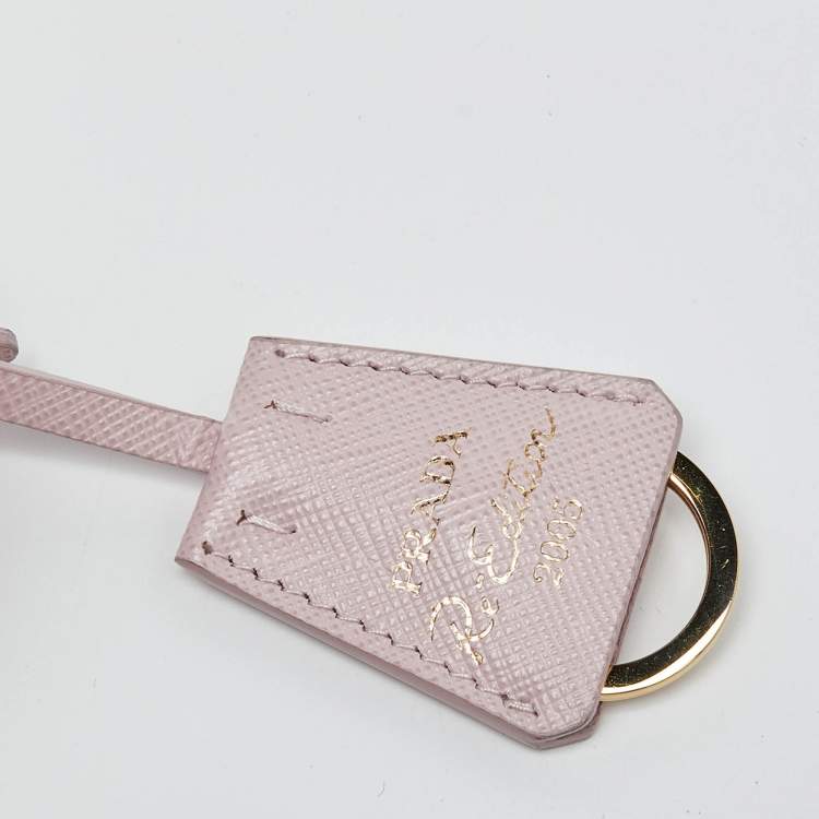 Pre Owned Prada Pink Leather Re-Edition 2005 Baguette Bag