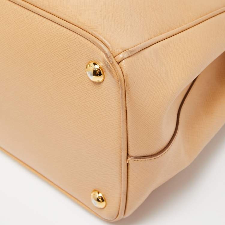 Pre Owned Prada Beige Saffiano Lux Leather Large Galleria Double Zip Tote