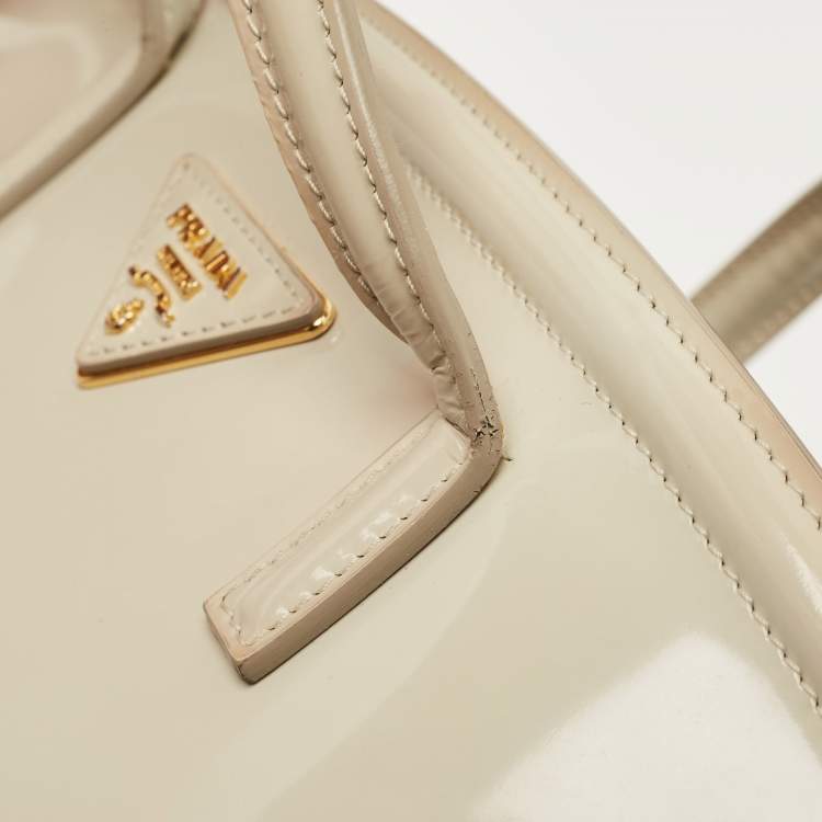 Pre Owned Prada Ivory Patent Leather Parabole Tote