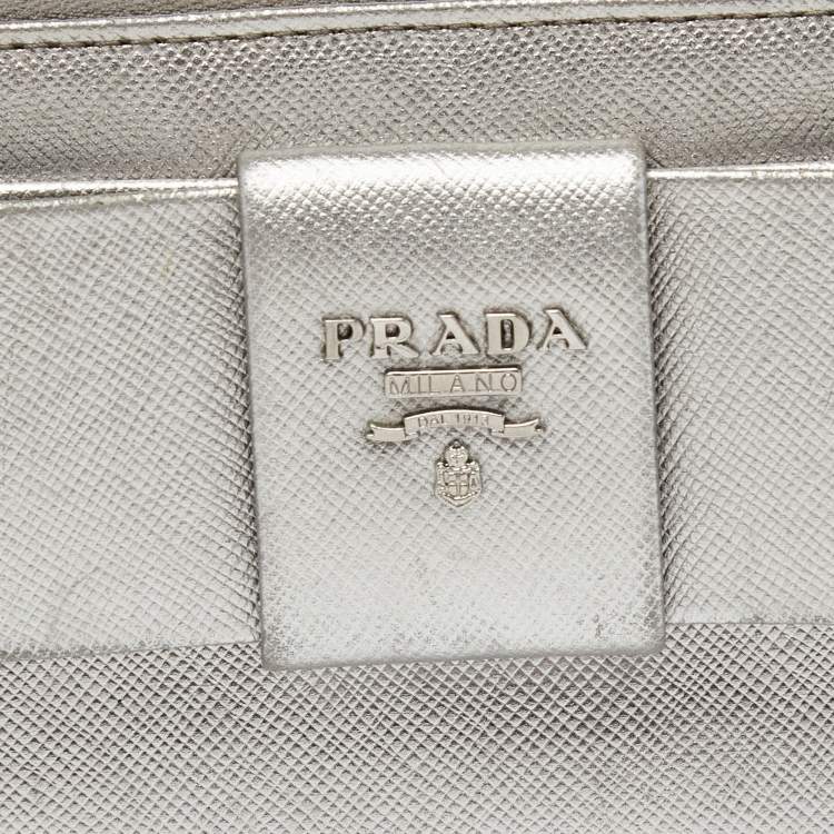 Pre Owned Prada Silver Saffiano Lux Leather Zip Around Wallet