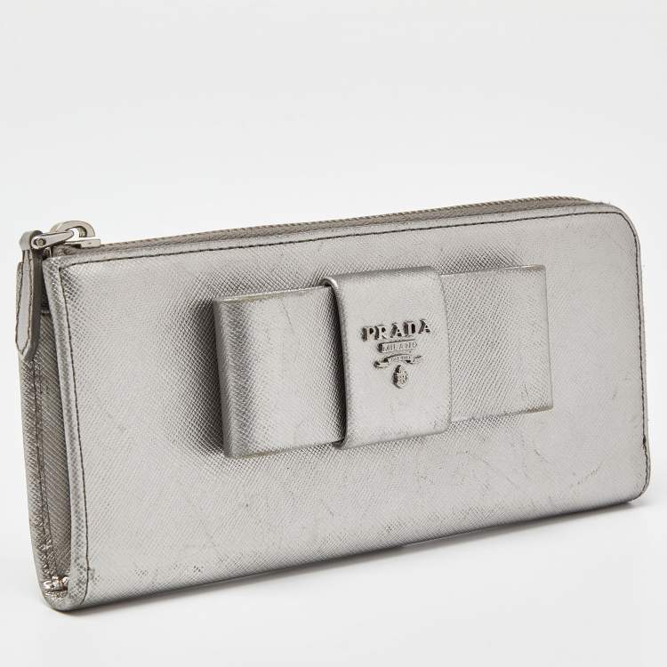 Pre Owned Prada Silver Saffiano Lux Leather Zip Around Wallet