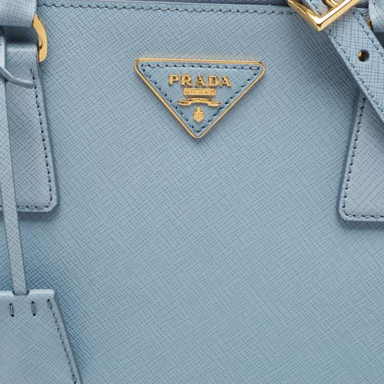 مملوكة مسبقًا Prada Sky Blue Saffiano Lux Leather Medium Double Zip Tote