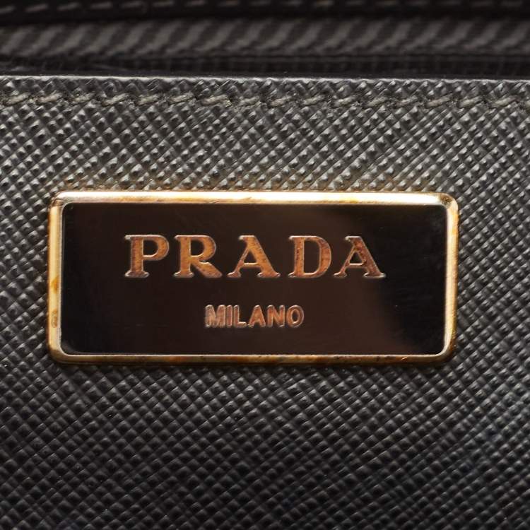 Pre Owned Prada Black Saffiano Lux Leather Galleria Double Zip Tote