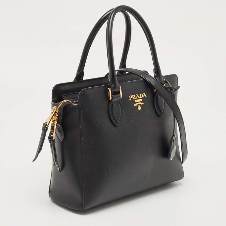 Pre Owned Prada Black Saffiano Leather Tote bag