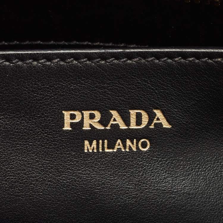 Pre Owned Prada Black Saffiano Leather Tote bag