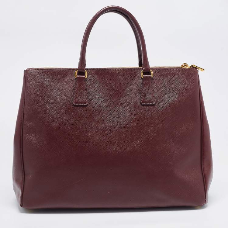 Pre Owned Prada Burgundy Saffiano Leather Extra Large Double Zip Executive Tote