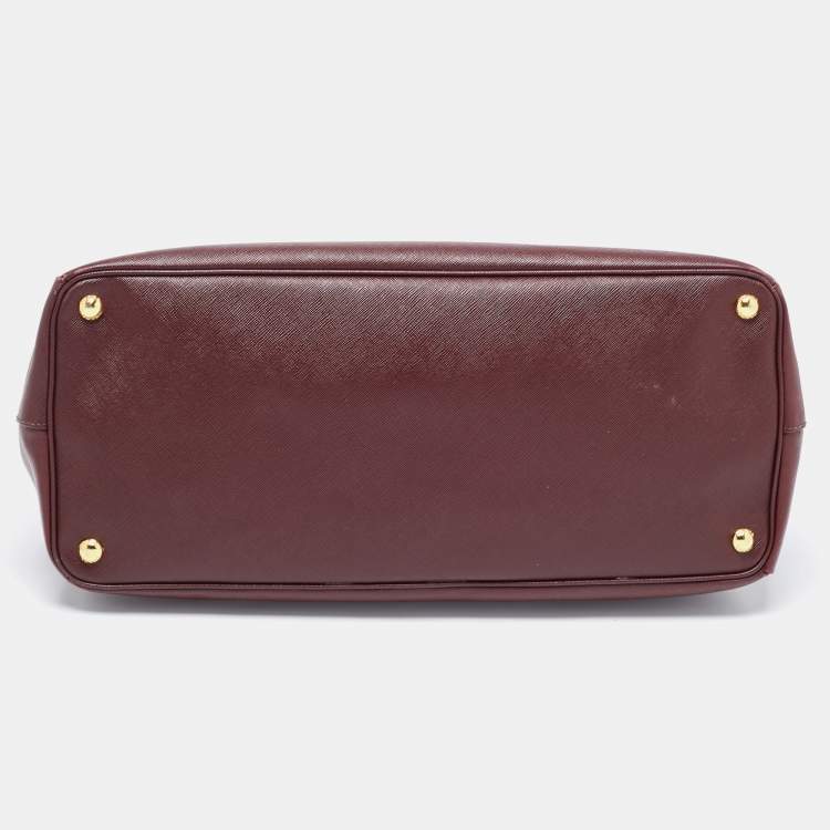 Pre Owned Prada Burgundy Saffiano Leather Extra Large Double Zip Executive Tote