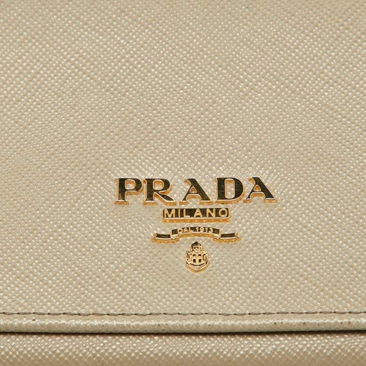 Pre Owned Prada Grey Saffiano Lux Leather Flap Continental Wallet