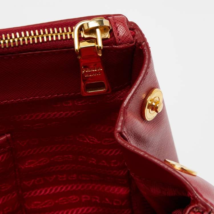 Pre Owned Prada Red Saffiano Leather Large Galleria Tote Bag