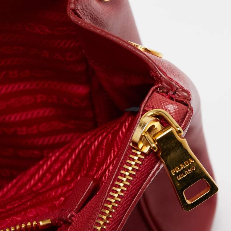 Pre Owned Prada Red Saffiano Leather Large Galleria Tote Bag