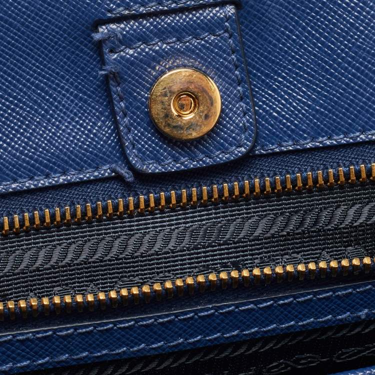 Pre Owned Prada Navy Blue Saffiano Lux Leather Snap Tote