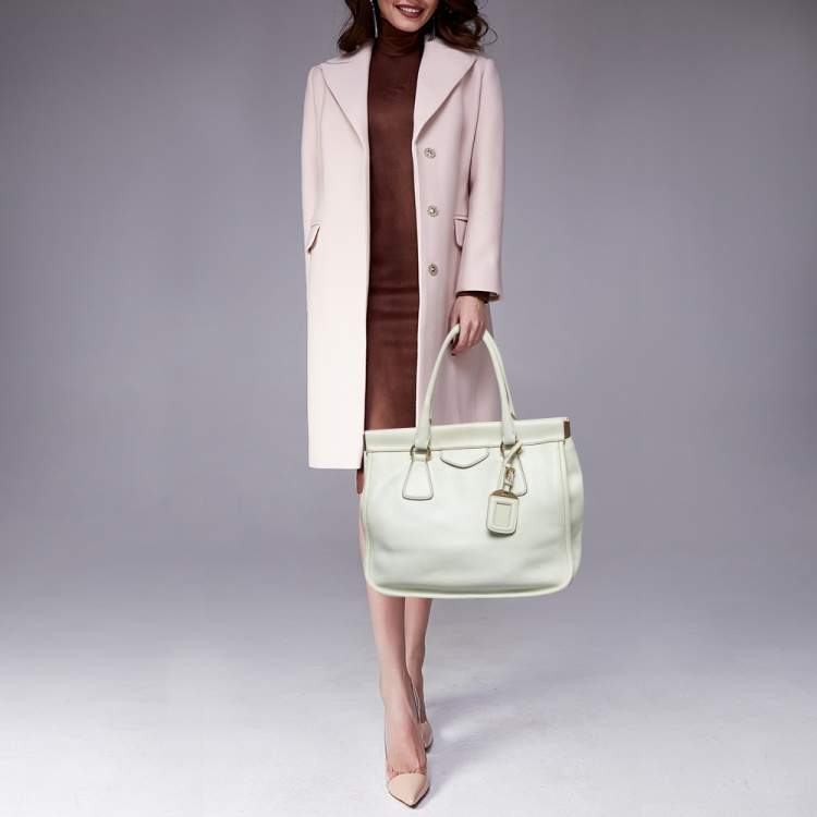 Pre Owned Prada Off White Leather Frame Tote