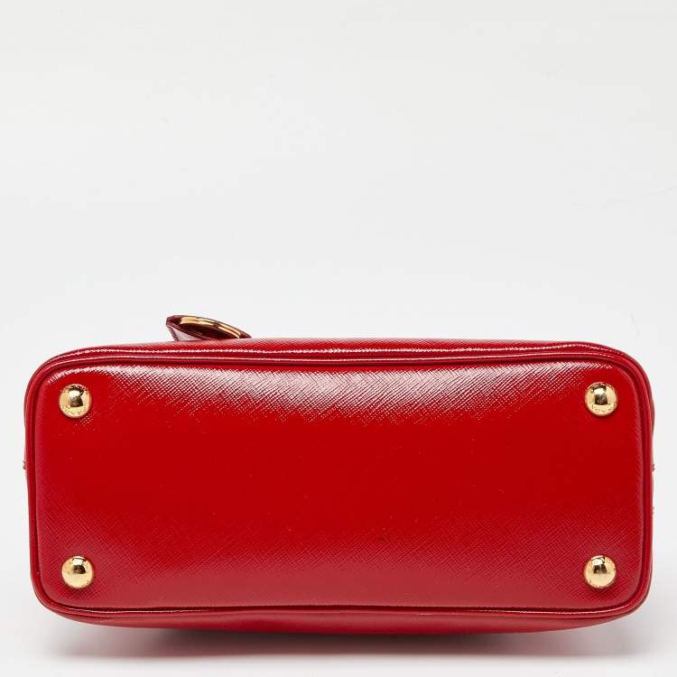 Pre Owned Prada Red Saffiano Patent Leather Small Promenade Satchel