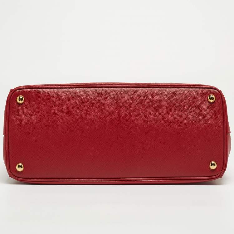 Pre Owned Prada Red Saffiano Leather Large Galleria Double Zip Tote