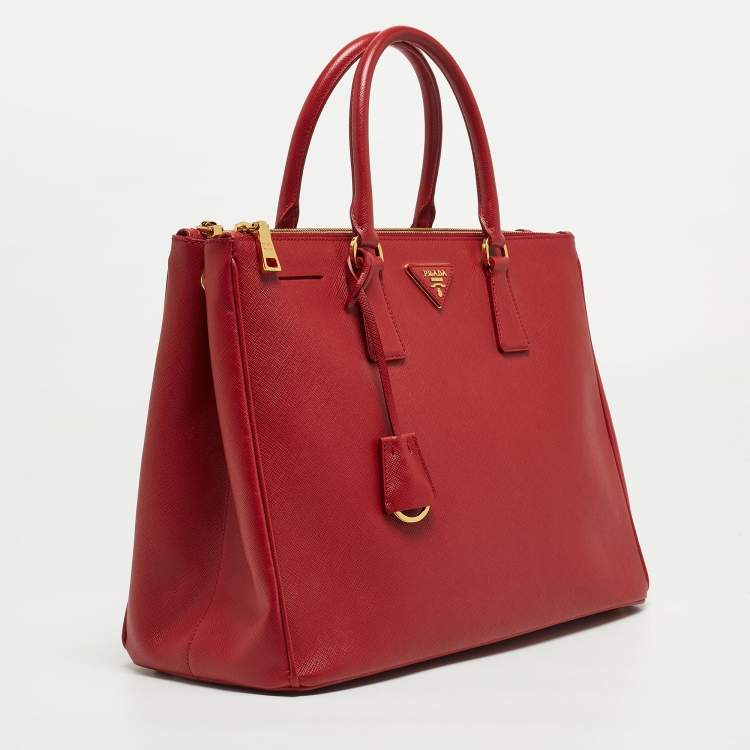 Pre Owned Prada Red Saffiano Leather Large Galleria Double Zip Tote