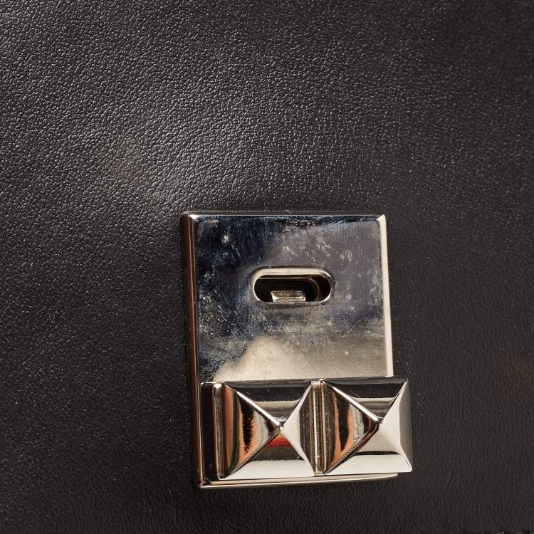 مملوكة مسبقًا Prada Black Leather Elektra Wallet On Chain