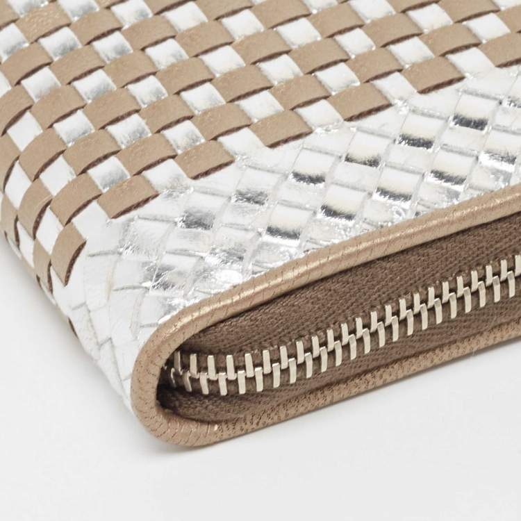 مملوكة مسبقًا Prada Gold/Silver Woven Madras Leather Zip Around Wallet