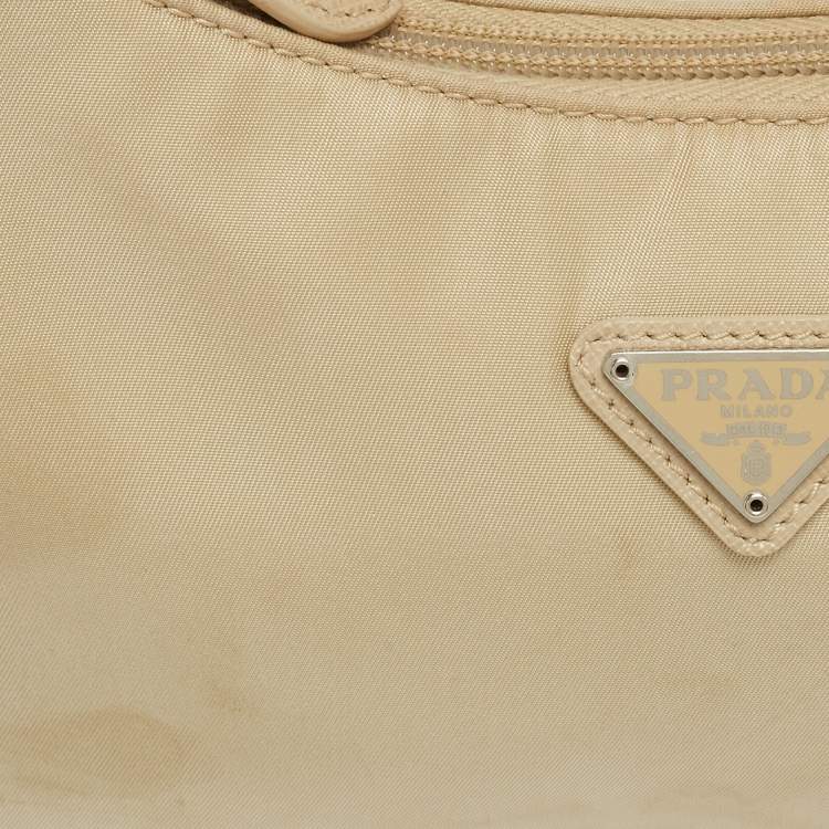 Pre Owned Prada Beige Nylon Re-Edition 2000 Baguette Bag