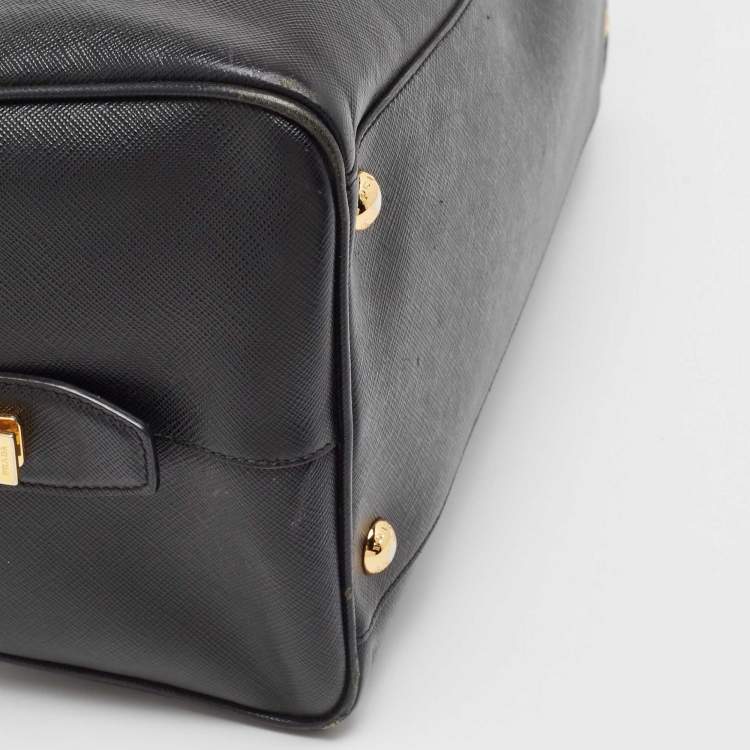 Pre Owned Prada Black Saffiano Lux Leather Boston Bag