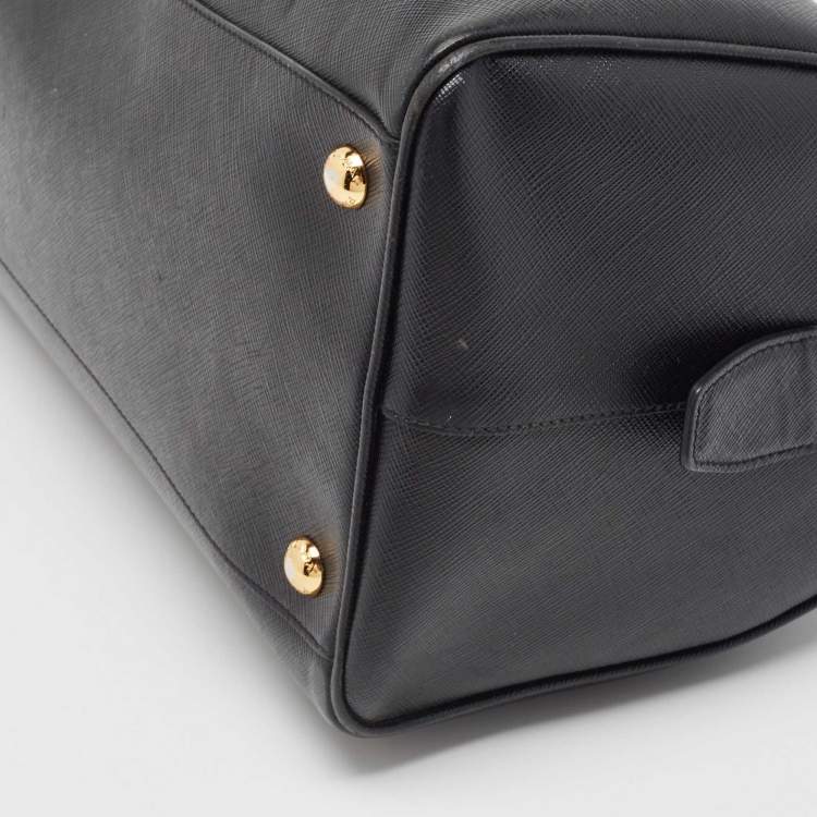 Pre Owned Prada Black Saffiano Lux Leather Boston Bag