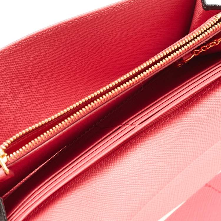 Pre Owned Prada Black Saffiano Leather Flap Continental Wallet