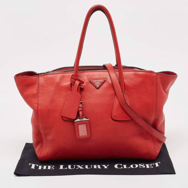 Pre Owned Prada Red Leather Shopper Tote