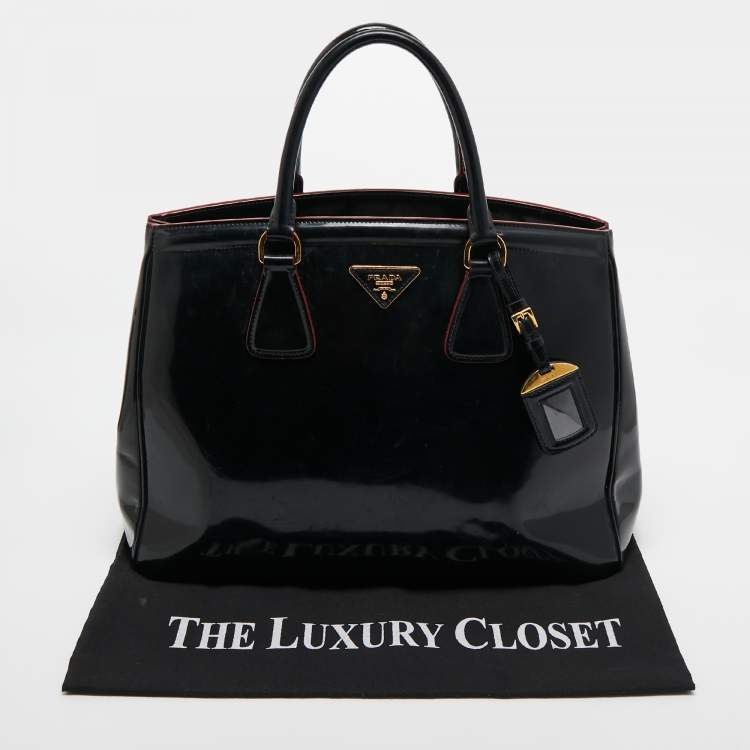 Pre Owned Prada Black Patent Leather Large Double Zip Tote