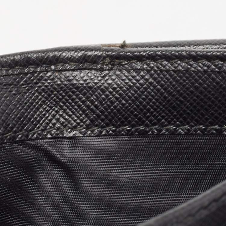 Pre Owned Prada Black Saffiano Metal Leather Logo Compact Wallet