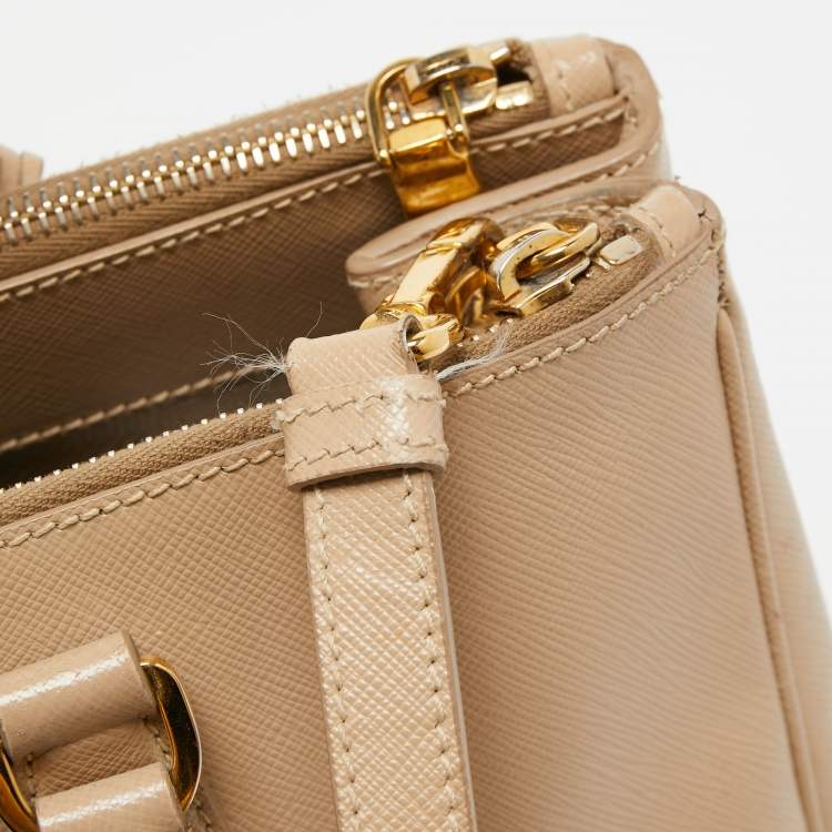 Pre Owned Prada Beige Saffiano Leather Medium Galleria Zip Tote