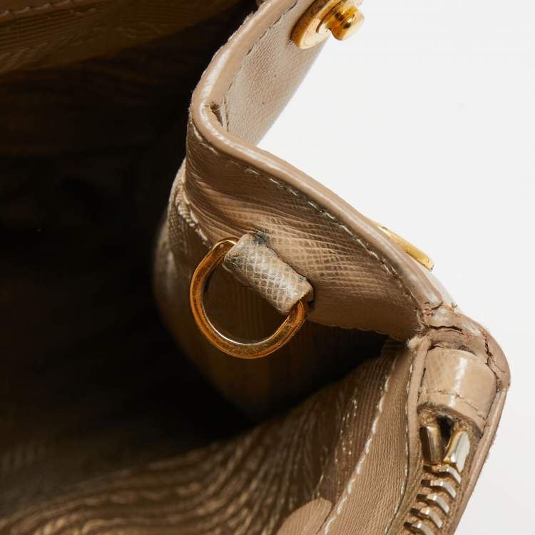 Pre Owned Prada Beige Saffiano Leather Medium Galleria Zip Tote