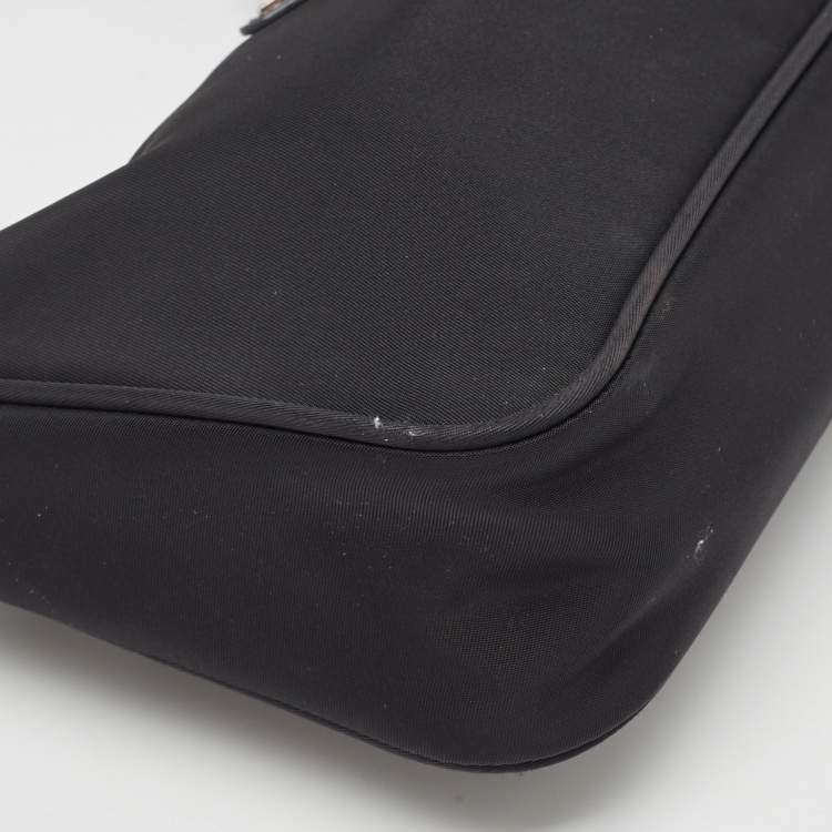 Pre Owned Prada Black Nylon Mini Re-Edition 2000 Shoulder Bag