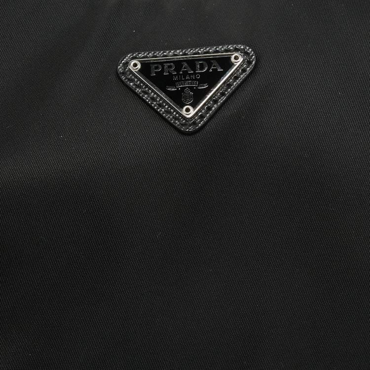 Pre Owned Prada Black Nylon Mini Re-Edition 2005 Shoulder Bag