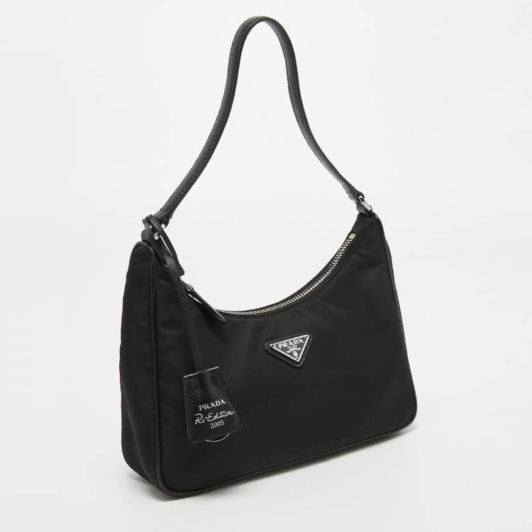 Pre Owned Prada Black Nylon Mini Re-Edition 2005 Shoulder Bag