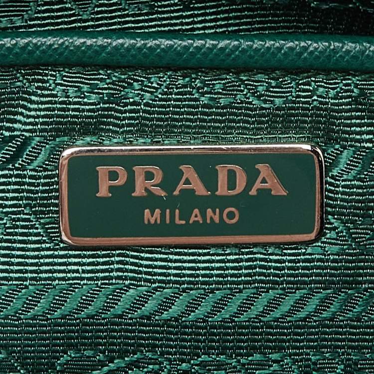 Pre Owned Prada Green Quilted Nylon and Leather Camera Crossbody Bag