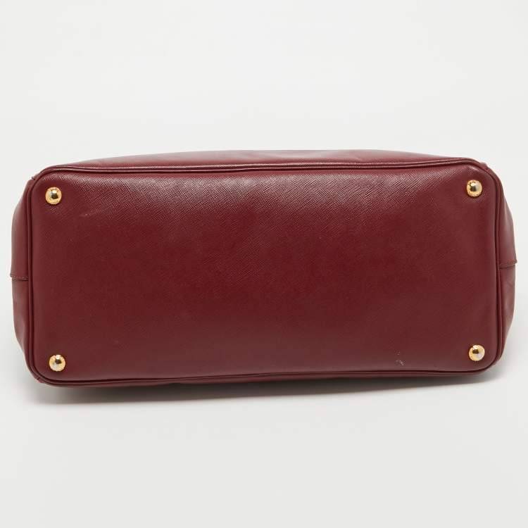 Pre Owned Prada Red Saffiano Leather Large Galleria Tote